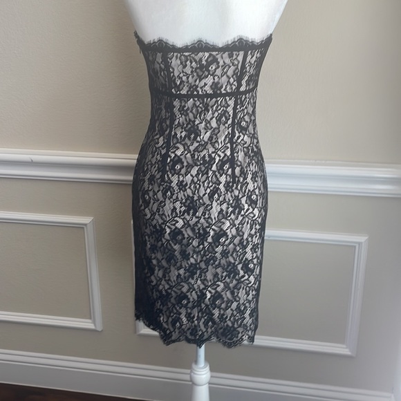 White House Black Market lace dress - size 4 - Picture 5 of 10